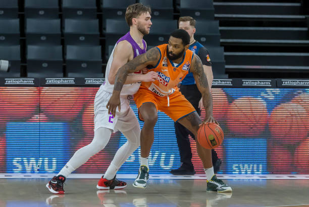 还向外界证 还向外界证