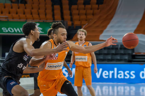 坎宁安作为 坎宁安作为