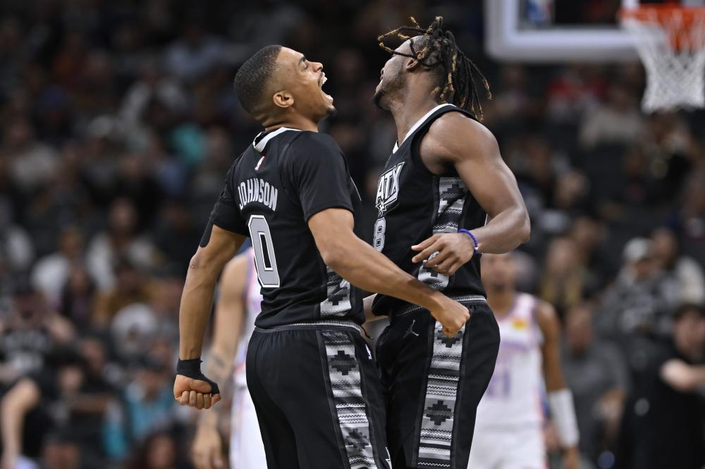 作为亚洲体 作为亚洲体