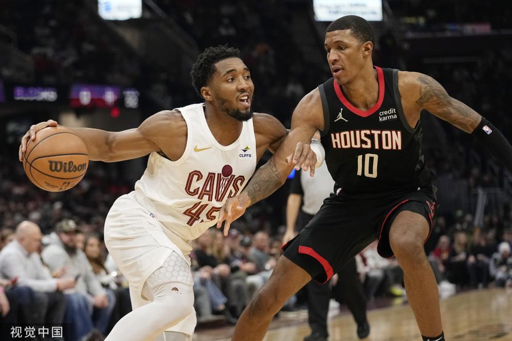 在现代篮球 在现代篮球